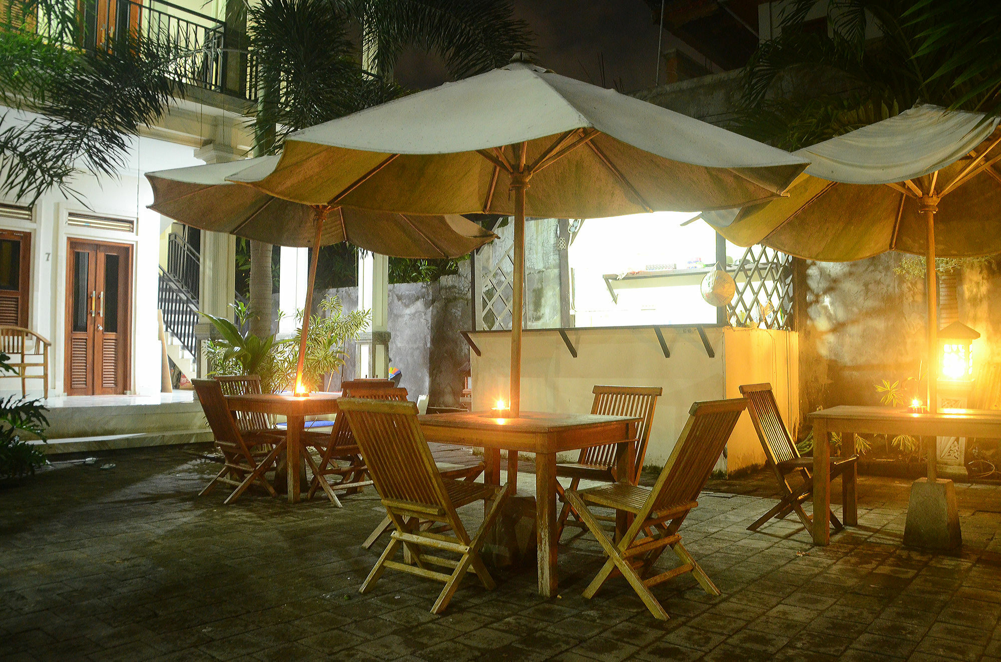 Budget Door Legian Inn Kuta Lombok Kültér fotó